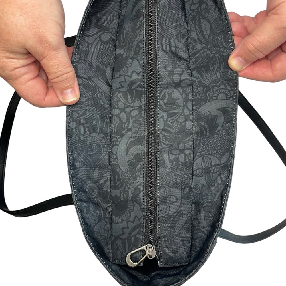 SAKROOTS Easy Clean Shoulder Bag With Paisley Design Black & Grey 11" Drop - Picture 9 of 16